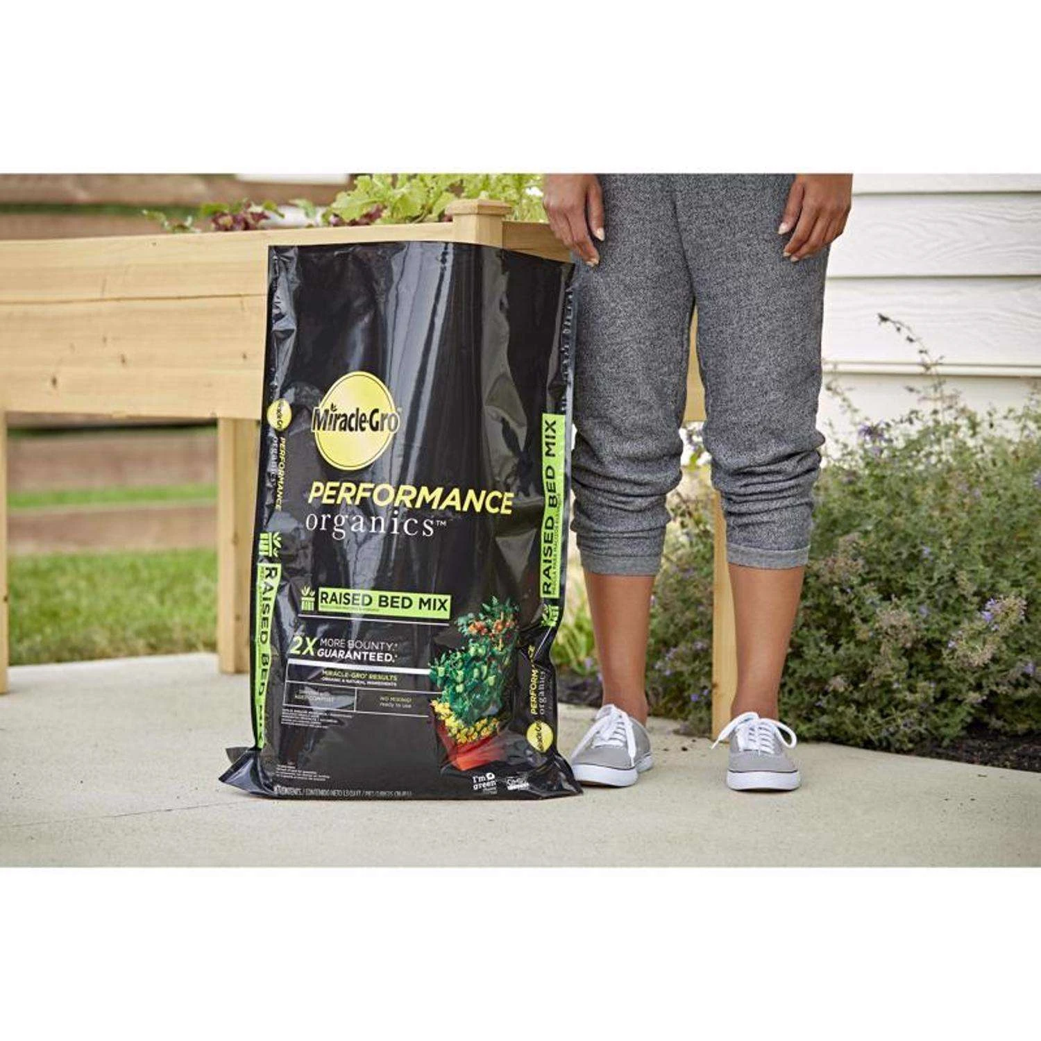 Miracle-Gro Performance Organics Organic All Purpose Raised Bed Soil 1.3 Cu Ft 5 Miracle-Gro Performance Organics Organic All Purpose Raised Bed Soil 1.3 Cu Ft - Image 3