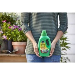 Miracle-Gro Pour & Feed Liquid Plant Food 32 Oz 9 Miracle-Gro Pour & Feed Liquid Plant Food 32 Oz -ORBIT || ACE || TORO Shop 9cf8750c c5cb 482d 9439 c42c99ecb5b8
