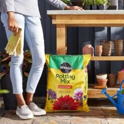 Miracle-Gro Flower And Plant Potting Mix 1 Cu Ft -ORBIT || ACE || TORO Shop bbd2b32e 0f6a 4f0f abfd cdbee0c34ba7
