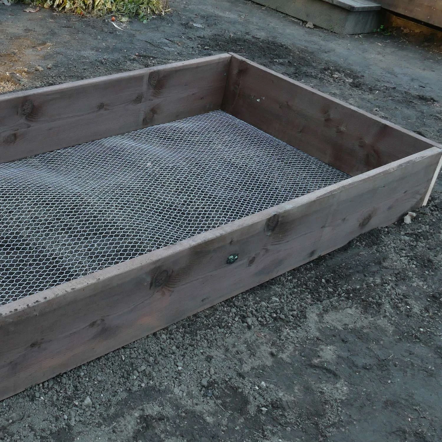 Digger's Root Guard 2 Ft. H X 25 Ft. D Silver Coated Wire Gopher Wire Roll 5 Digger's Root Guard 2 Ft. H X 25 Ft. D Silver Coated Wire Gopher Wire Roll - Image 3