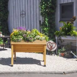 VegTrug VegTrug Classic 31.5 In. H X 40.7 In. W X 30 In. D Wood VegTrug Classic Planter Natural -ORBIT || ACE || TORO Shop f0ff9d8e d8d8 46d7 9a14 d38d1ebc1d35