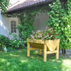 VegTrug VegTrug Classic 31.5 In. H X 40.7 In. W X 30 In. D Wood VegTrug Classic Planter Natural -ORBIT || ACE || TORO Shop f7047c74 342c 4bb7 ac95 1f3d842b83b4